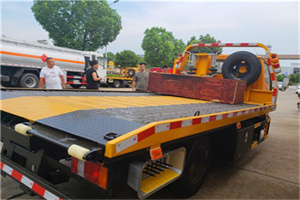 安顺附近拖车电话号码服务